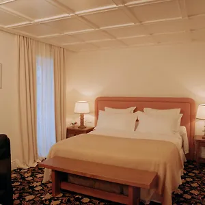 Chateau Voltaire 5* 파리